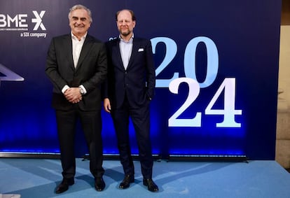 Javier Hernani, consejero delegado de BME, y Jos Dijsselhof, presidente de BME, durante la tradicional comida de la Bolsa de este año.