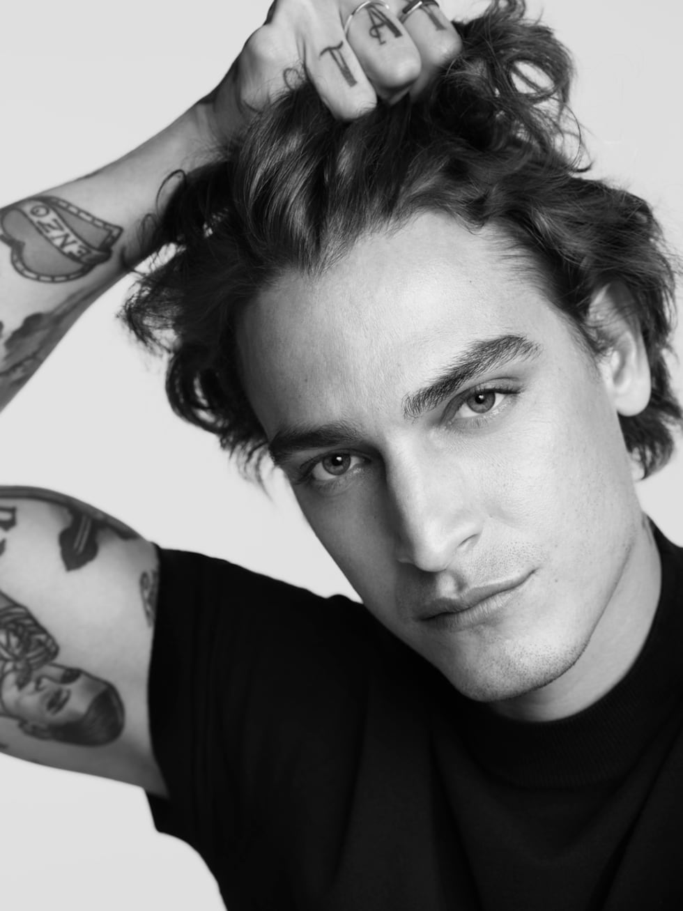 Cómo cuidar el cuero cabelludo y ayudar a reducir la caspa para