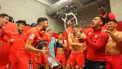 Los jugadores del FC Andorra celebran una victoria.