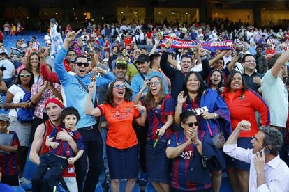 Los seguidores del Barça celebran la victoria