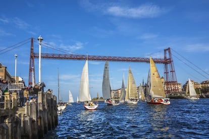 El puente Colgante o de Bizkaia, en Las Arenas (Getxo).