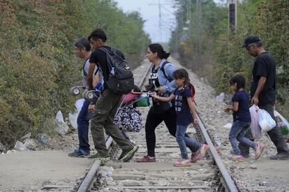 Inmigrantes en la frontera de Grecia con Macedonia