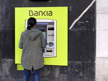 Bankia gana 208 millones de euros de la venta de City National Bank