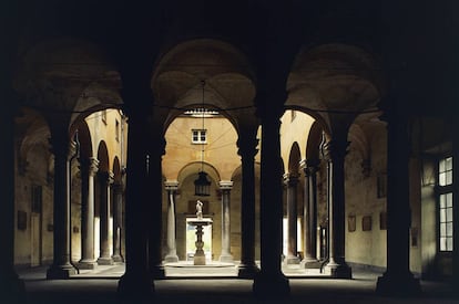 Atrio renacentista del Palacio Ducal de Génova.