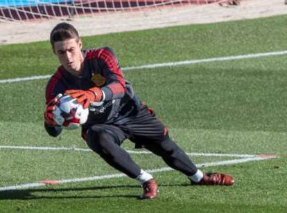 Kepa Arrizabalaga durante un entrenamiento con la selección.