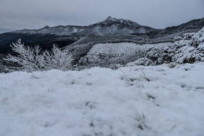 Vista del Montseny des de l'eix transversal C-25.