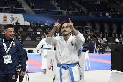 El seleccionador Jesús del Moral (I) junto a Damián Quitero durante las rondas eliminatorias. 