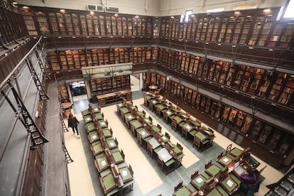 Biblioteca del Ateneo, lugar que frecuentó durante toda su vida en Madrid Benito Pérez Galdós, en 2021.