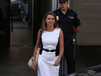 María Dolores de Cospedal saliendo de la Audiencia Nacional