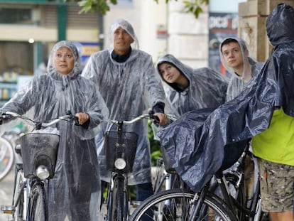 In photos: Spain hit by worst “cold drop” in a decade