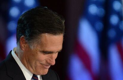 Mitt Romney al admitir su derrota electoral en noviembre de 2012 