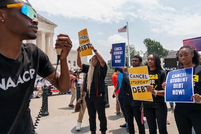 Students protest for student debt forgiveness