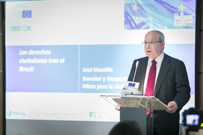 José Montilla, senator with Spain’s Socialist Party, addresses the Eurocitizens roundtable.