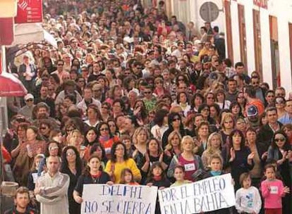 Manifestación en Puerto Real en protesta por el cierre de la factoría de Delphi.