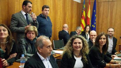 Ediles del PP de Orihuela en un pleno.