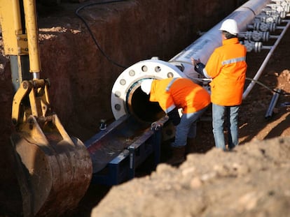 Pruebas de funcionamiento del gasoducto submarino Beni Saf en Argelia.