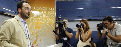 El portavoz del PSOE en el Congreso, Antonio Hernando, en el Congreso de los Diputados.