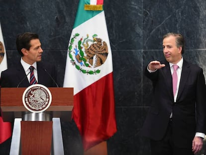 El presidente Enrique Pe&ntilde;a Nieto toma protesta el mi&eacute;rcoles pasado al nuevo secretario de Hacienda, Jos&eacute; Antonio Meade. 