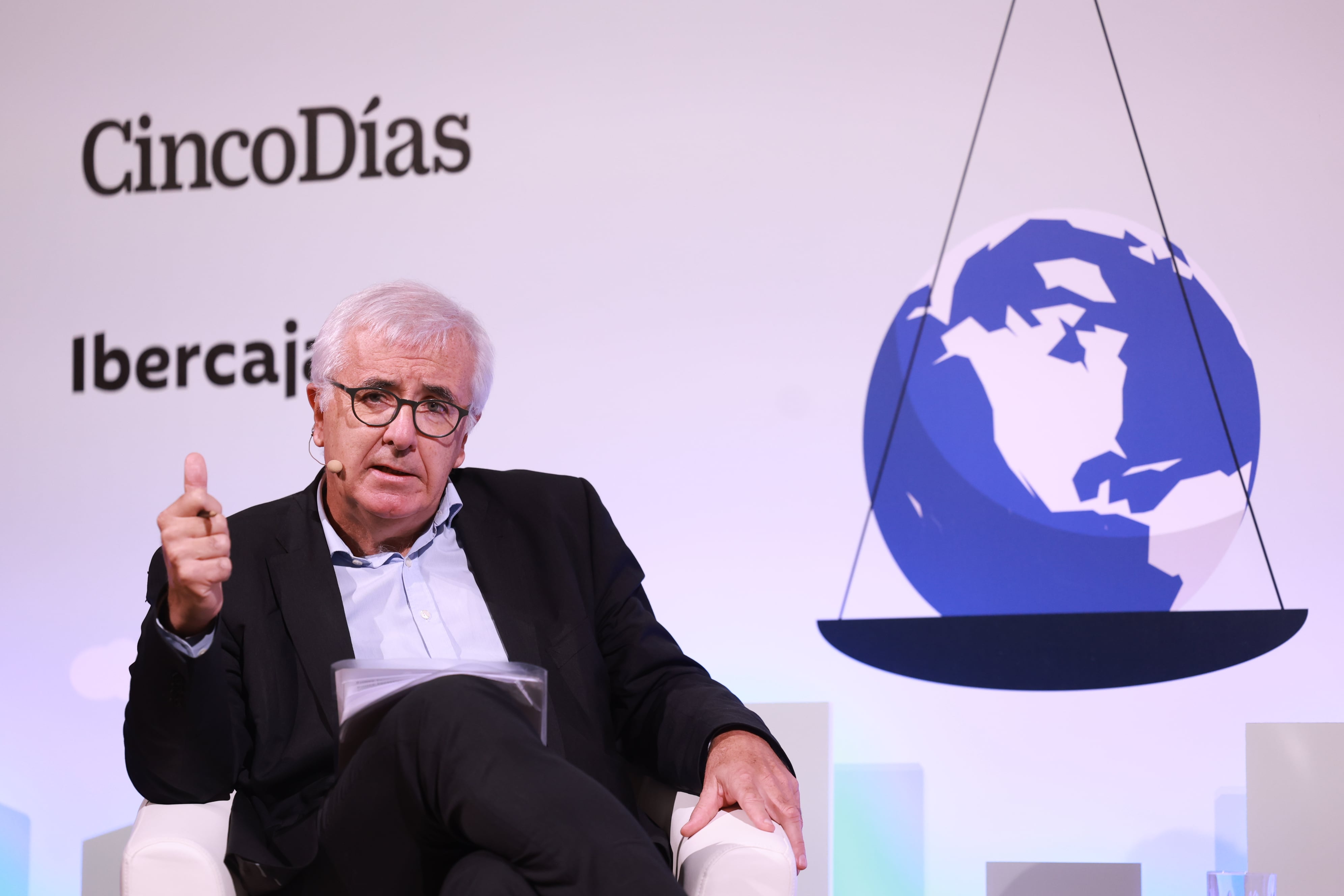 Ibercaja - Planes de pensiones: Lucía Abellan con Miquel Nadal.