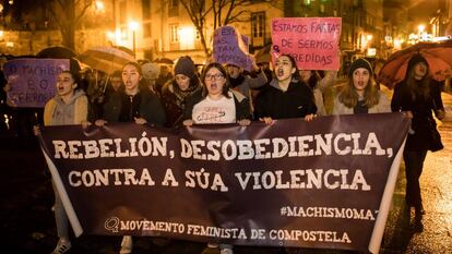 Manifestación convocada por plataformas en contra de la violencia de género en apoyo a Diana Quer.