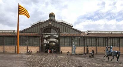 Simulación de las piezas escultóricas de Franco y de La Victoria en la plaza del Born.