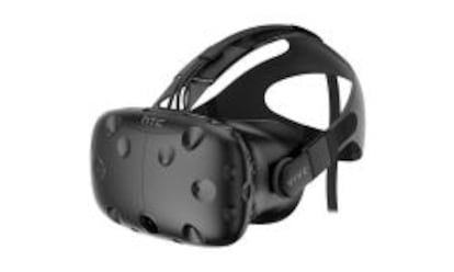 HTC Vive: estará en la calle en abril y necesita para funcionar un potente PC con Windows 7 o superior con tarjeta de vídeo Nvidia. Es uno de los cascos más potentes, pero vale 899 euros, lo cual puede ser un lastre.