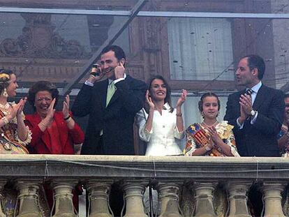 Los Príncipes de Asturias en la <i>mascletà</i> de Fallas