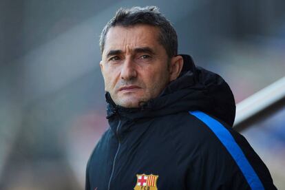 Ernesto Valverde, en el entrenamiento del Barcelona. 