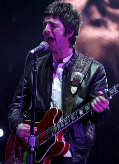 Noel Gallagher, guitarrista del grupo británico Oasis, durante un concierto en Viena, Austria.