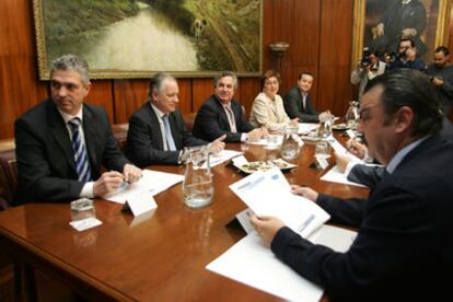 Reunión el pasado día 10 para la negociación del nombramiento de la gestora para Marbella.