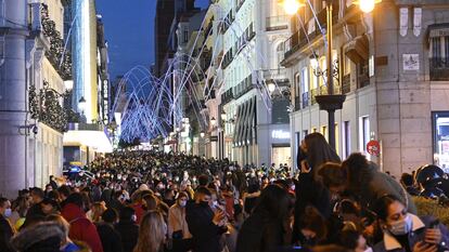 Packed scenes in Preciados street in Madrid.
