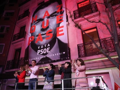 Pedro Sánchez na sede do PSOE. 