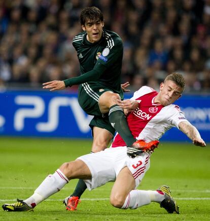 Kaka volvió a jugar de titular.