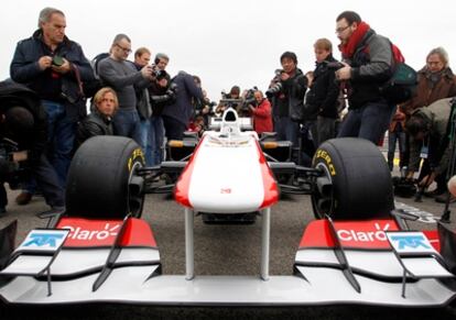 Vista frontal del nuevo bólido de Sauber