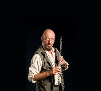 Ian Anderson durante un concierto en Londres en julio de 2013.