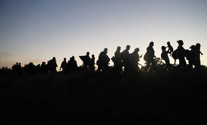 Algunos migrantes en Tapanatepec (México), rumbo a EE UU. 