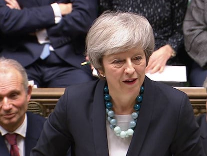 Theresa May discursa na Câmara dos Comuns nesta segunda-feira, 10