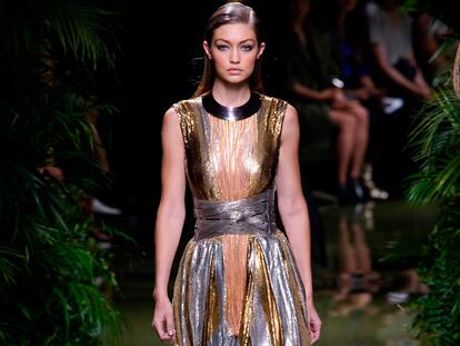 Balmain convierte a su ejército en una bacanal de diosas