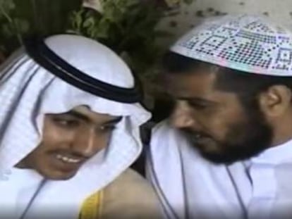 Hamza bin Laden (izquierda), en documentos difundidos por la CIA.