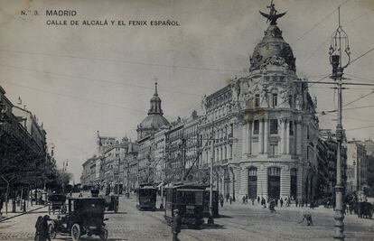 La Feria de Otoño del Libro Viejo y Antiguo de Madrid está hasta el 14 de octubre en el Paseo de Recoletos, de 11.00 a 21.00 horas.