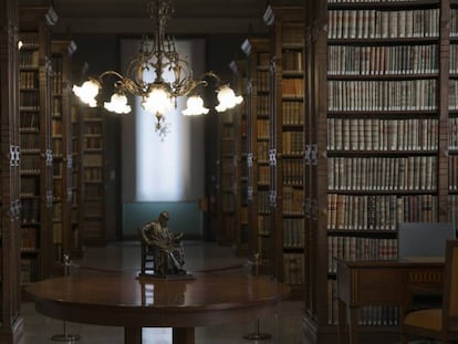 La biblioteca de la sede de la Real Academia Espa&ntilde;ola. 