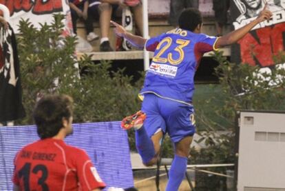 Valdo celebre el primer gol del Levante ante el Rayo.