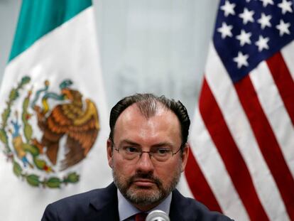 Luis Videgaray, el martes en el Consulado de M&eacute;xico en Los &Aacute;ngeles.