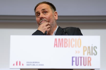 El presidente de ERC, Oriol Junqueras, en una rueda de prensa en la sede del partido en Barcelona.