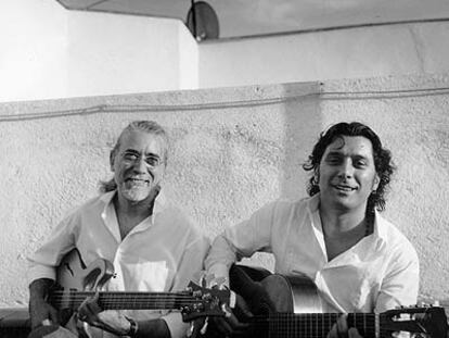 Los músicos Carles Benavent, izquierda, y Josemi Carmona.