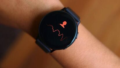 Función electrocardiograma en el Galaxy Watch Active 2.