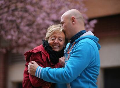 Francisco Javier Juárez hugs his former foster mom again after 30 years.
