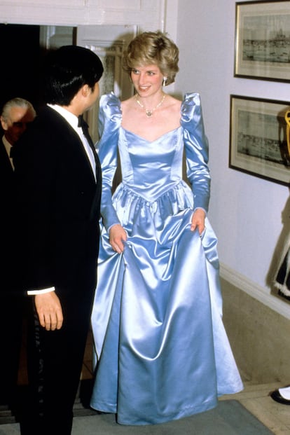 ¿Diana de Gales o la Cenicienta de Disney? Fue durante una visita oficial a Tokio en 1986.