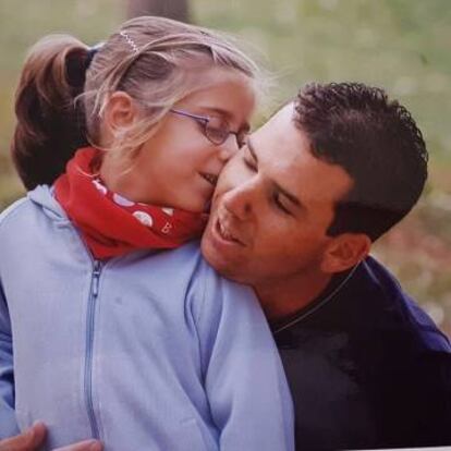 Celia Barquín, con Sergio García.