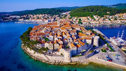 La isla dálmata de Korcula, donde el Gobierno croata ha restaurado (o recreado) la supuesta casa natal de Marco Polo.